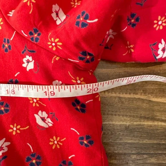 Madewell Novel Tie-Front Top in Prairie Posies Medium - Picture 4 of 8